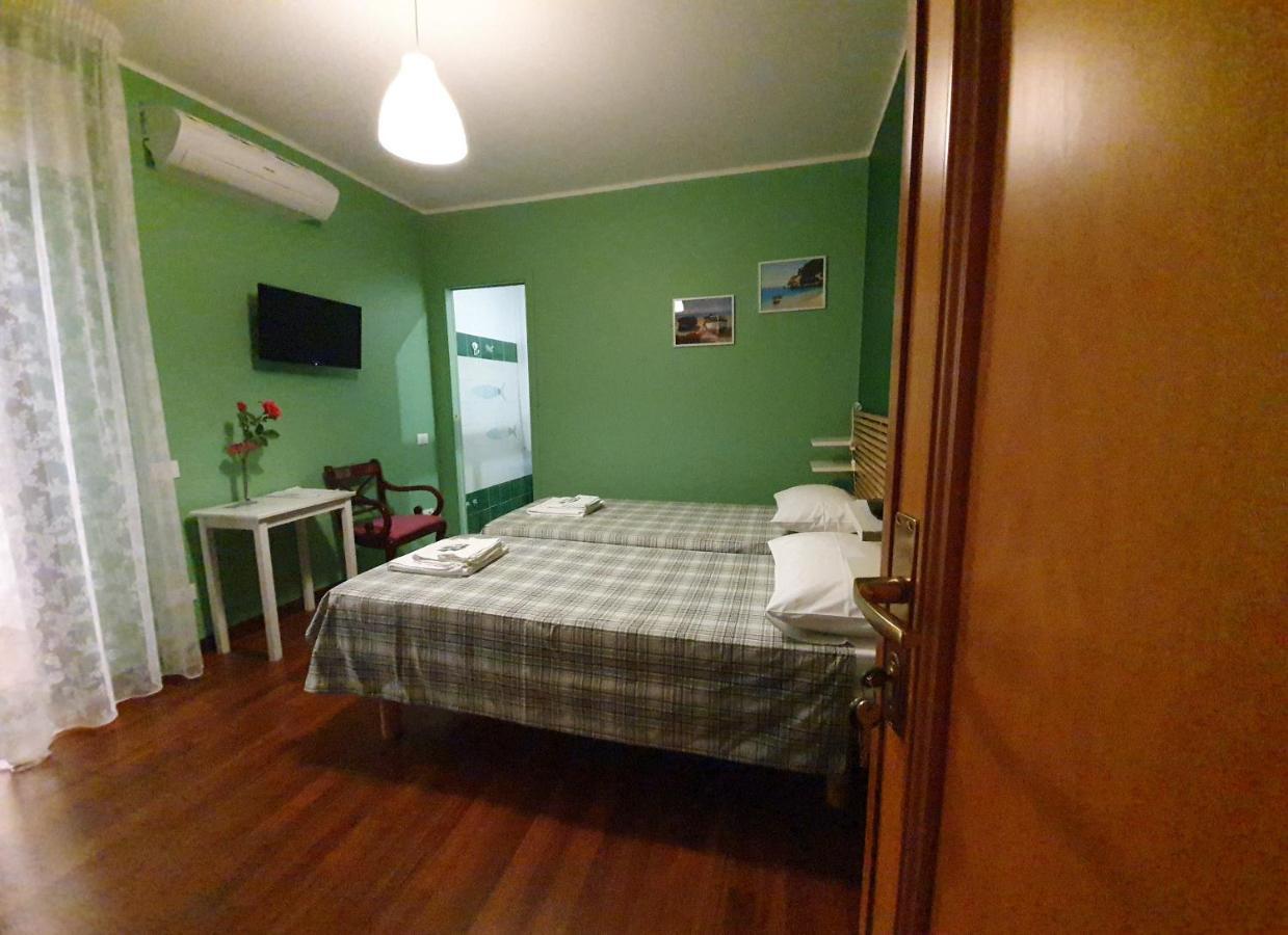 Acquamarina Hotel Civitavecchia Ngoại thất bức ảnh